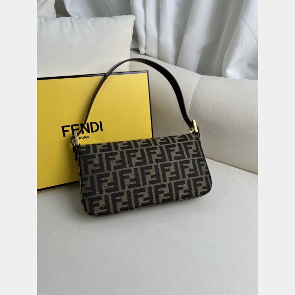 Perfect 1:1 Mirror Fendi Baguette handbag