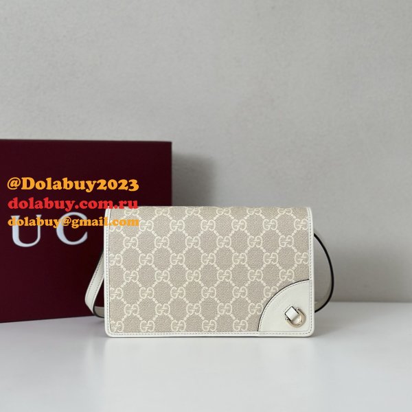 Gucci Designer GG Emblem Zip Around Wallet 819122